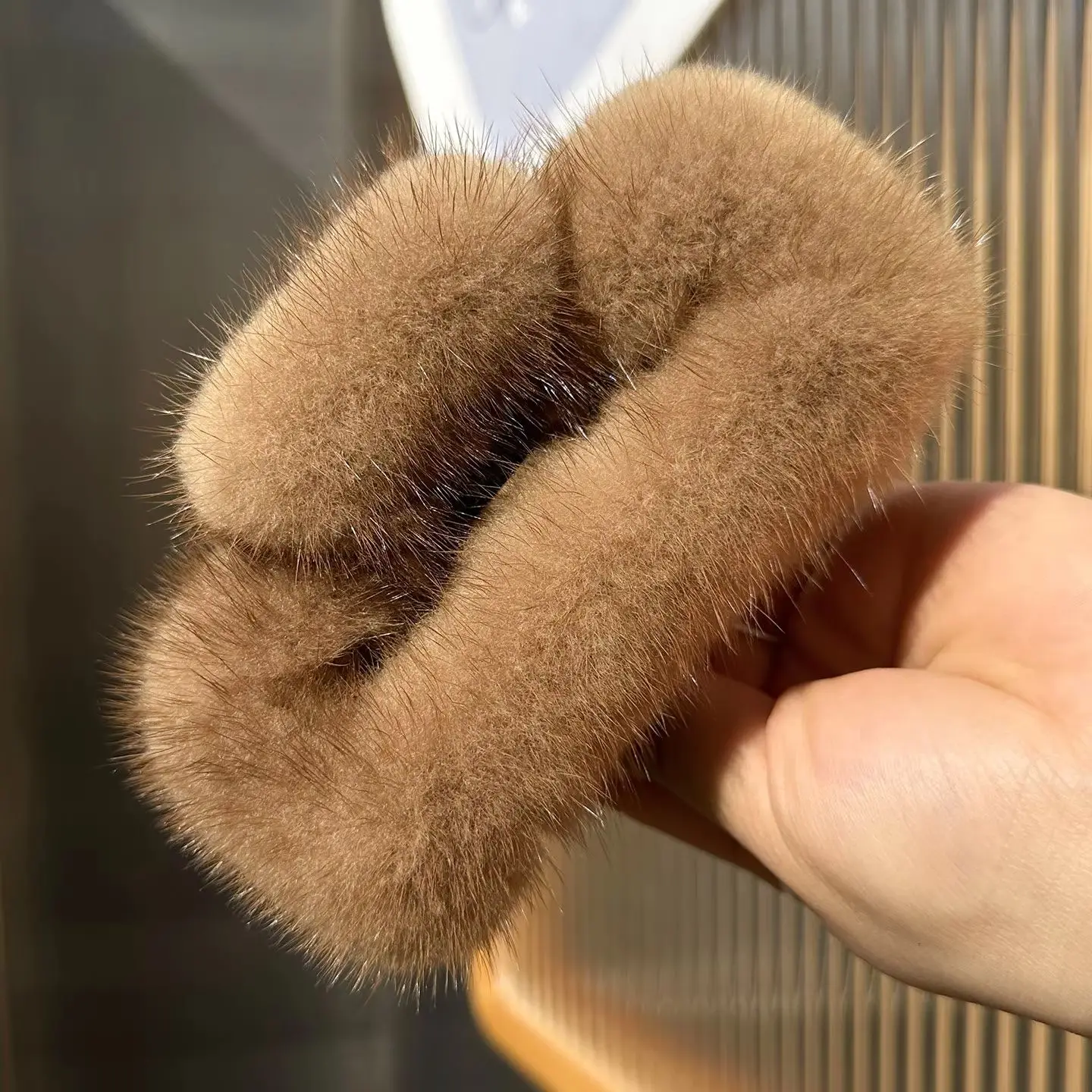 Women Mink Fur Hair Clips For Girls Claw Clip Sweet Hairstyles Hair Accessories And Headwear Ponytail Haipins Outfit Matching
Women Mink Fur Hair Clips For Girls Claw Clip Sweet Hairstyles Hair Accessories And Headwear Ponytail Haipins Outfit Matching