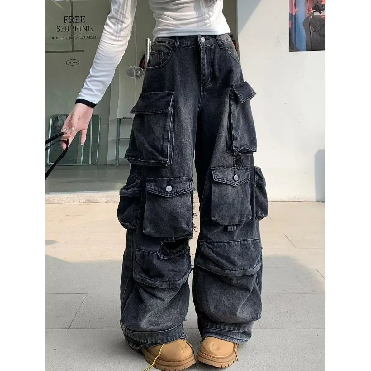 Y2k 2000s Safari Style Baggy Jeans Women Black Gothic Harajuku Denim Trousers KPOP Punk Pants Vintage Woman Clothing Clothes
Y2k 2000s Safari Style Baggy Jeans Women Black Gothic Harajuku Denim Trousers KPOP Punk Pants Vintage Woman Clothing Clothes