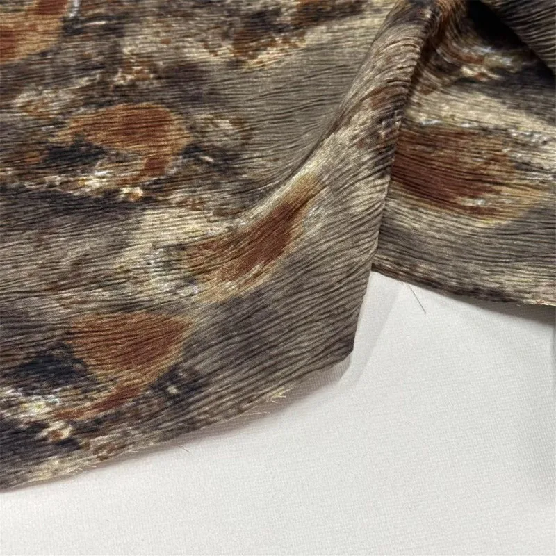 1meter Vintage Brown Floral Print Accordion Crinkle Fabric Fashion Designer Sewing Apparel DIY Dressmaking Home Craft Material
1meter Vintage Brown Floral Print Accordion Crinkle Fabric Fashion Designer Sewing Apparel DIY Dressmaking Home Craft Material