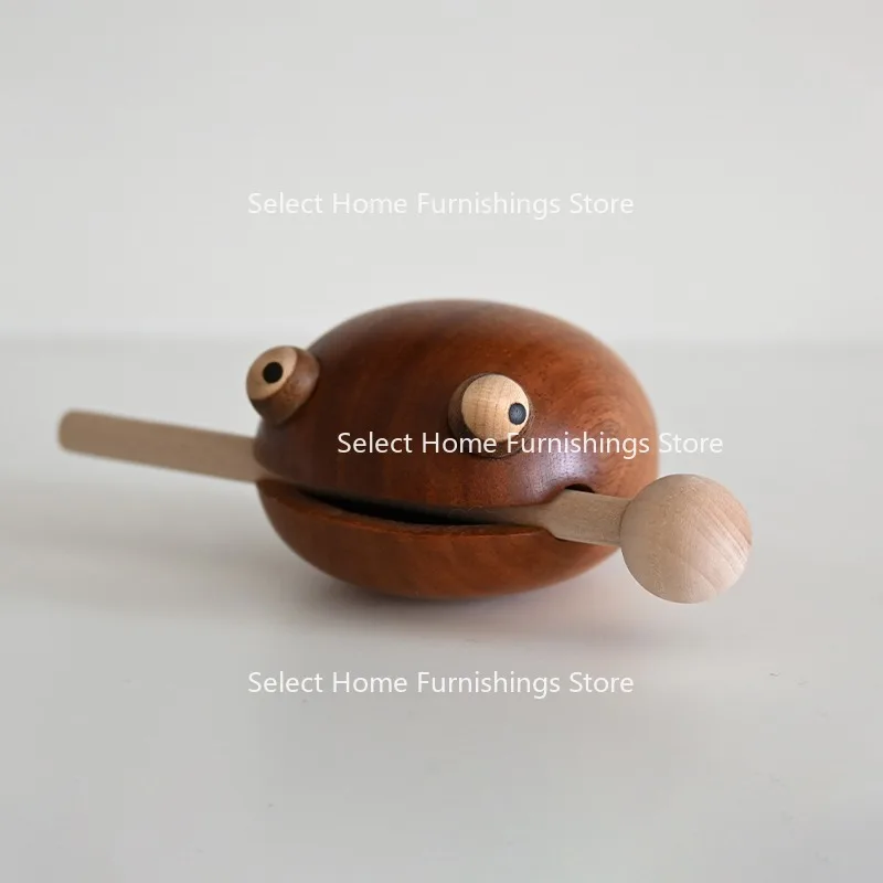 Suitable for Small Wooden Fish Decompression and Banging Mini Solid Wood Whale Sakaban Turtle Ornament Toy Gift
Suitable for Small Wooden Fish Decompression and Banging Mini Solid Wood Whale Sakaban Turtle Ornament Toy Gift