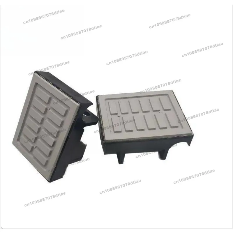 Semi-automatic Edge Banding Machine Conveyor Belt Block Conveyor Chain Block Edge Banding Woodworking Machinery Accessories
Semi-automatic Edge Banding Machine Conveyor Belt Block Conveyor Chain Block Edge Banding Woodworking Machinery Accessories
