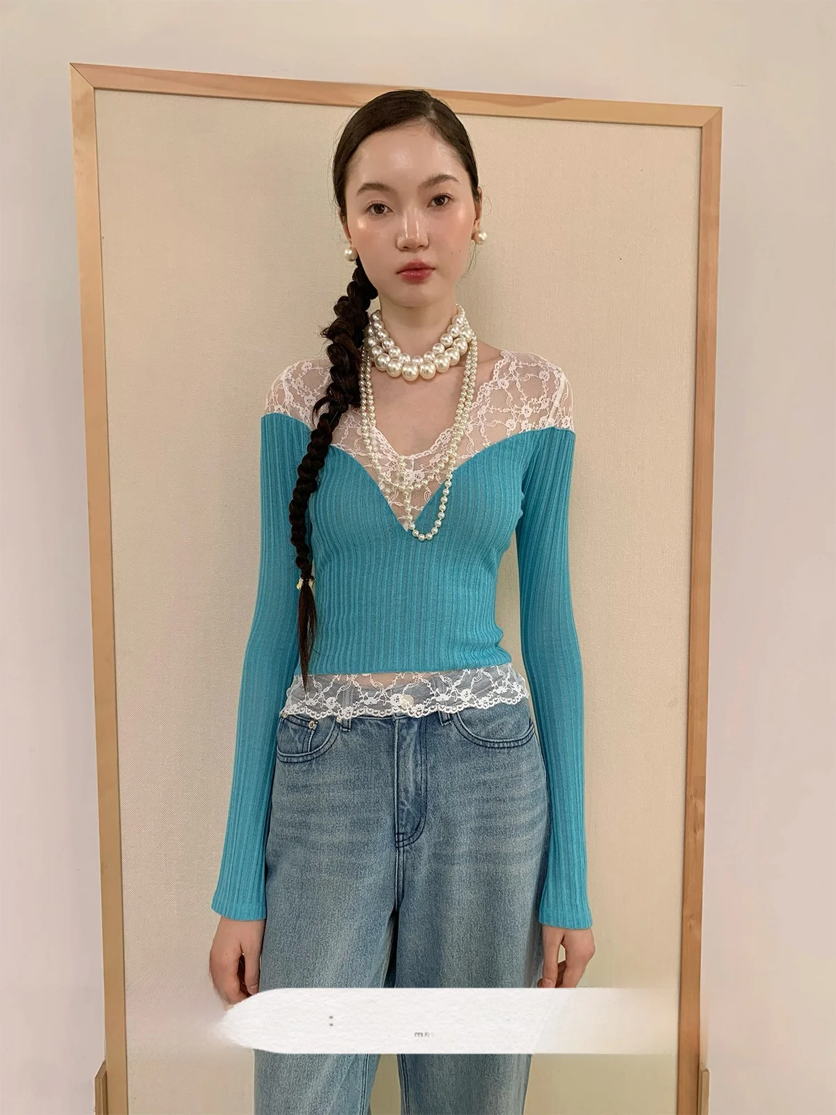 Spoii sa Original Design Blue Knitted Lace Patch Slim Fit Base irt Women's Faion Lace irt/Chiffon Top
Spoii sa Original Design Blue Knitted Lace Patch Slim Fit Base irt Women's Faion Lace irt/Chiffon Top