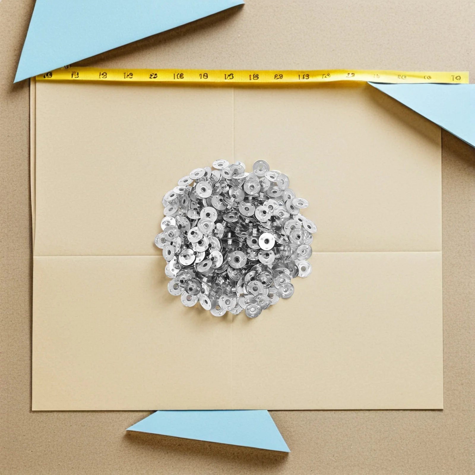 500Pcs Metal Wick Base Sturdy DIY Holder for Jar Making Supplies Craft Projects Universal Wick Support
500Pcs Metal Wick Base Sturdy DIY Holder for Jar Making Supplies Craft Projects Universal Wick Support