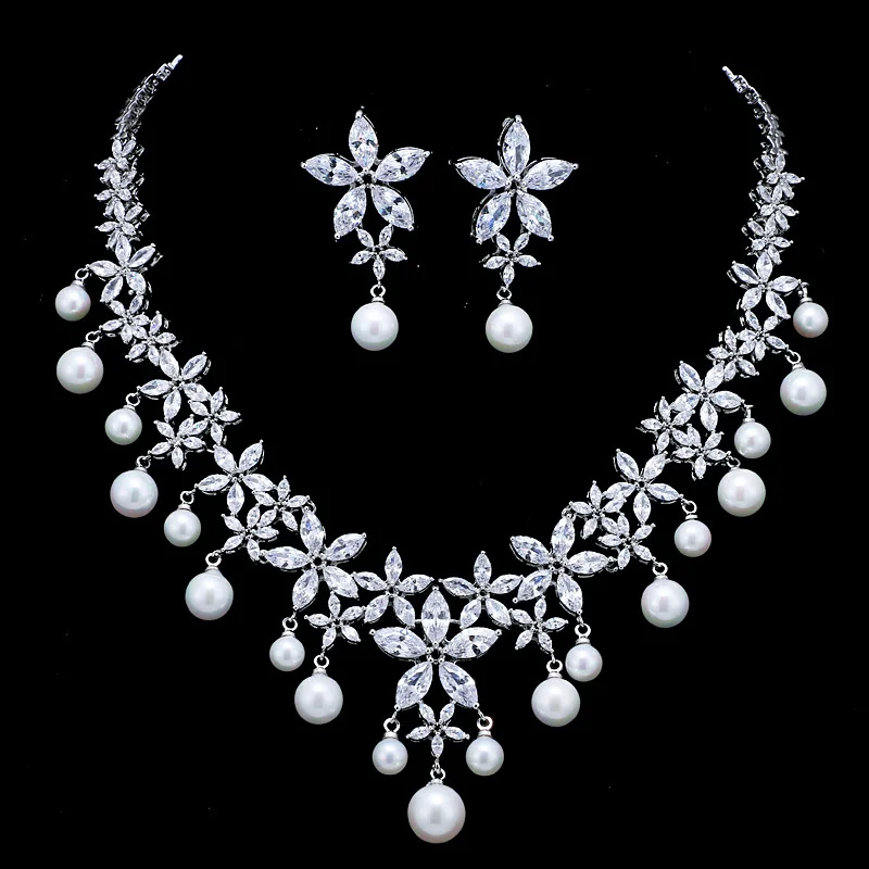 New Arrival Statement Cubic Zirconia Bridal Necklace Earring Set , Luxury Oversized Jewelry For Cross-border Wedding Accessories
New Arrival Statement Cubic Zirconia Bridal Necklace Earring Set , Luxury Oversized Jewelry For Cross-border Wedding Accessories