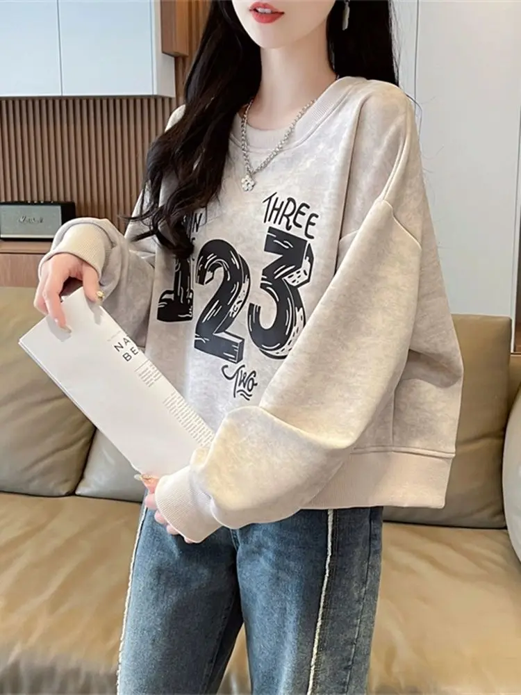 Spring And Autumn Women's Sweatshirts 90s Vintage Dropshiping Y 2k Nice Color Designer Matching Kpop Cropped Female Pullover Top
Spring And Autumn Women's Sweatshirts 90s Vintage Dropshiping Y 2k Nice Color Designer Matching Kpop Cropped Female Pullover Top