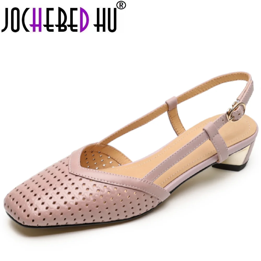 【JOCHEBED HU】Women New Spring/Summer Square Headed Genuine Leather Hollow Breathable Mid Heel Large Headed Muller Sandal 33-40
【JOCHEBED HU】Women New Spring/Summer Square Headed Genuine Leather Hollow Breathable Mid Heel Large Headed Muller Sandal 33-40