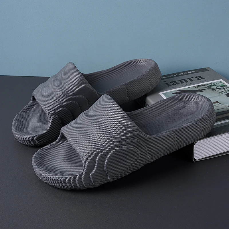 Man Fashion Sandals Solid Beach Slippers Summer Non Slip Sandals Soft Unisex Slides Luxury Outdoor Ultralight Shoes
Man Fashion Sandals Solid Beach Slippers Summer Non Slip Sandals Soft Unisex Slides Luxury Outdoor Ultralight Shoes