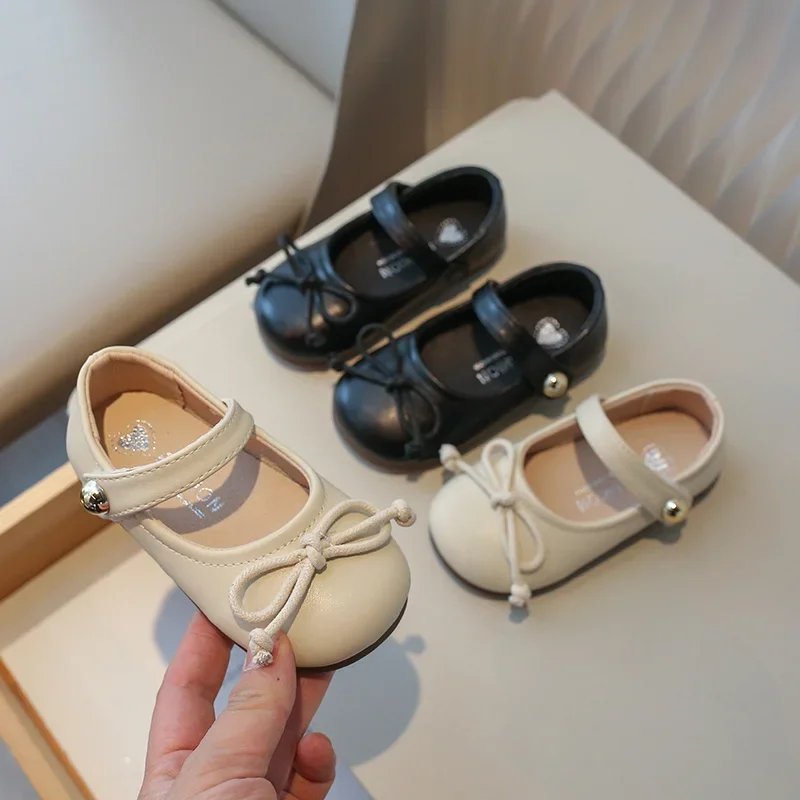 Summer Beautiful Children's Elegant and Comfortable Baby Round Breathable Casual Shoes Fashion Bow Student Casual Shoes
Summer Beautiful Children's Elegant and Comfortable Baby Round Breathable Casual Shoes Fashion Bow Student Casual Shoes