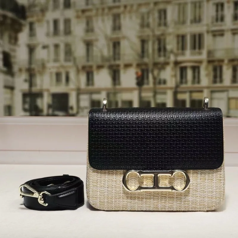 CHCH Trendy Women's Crossbody Bag Fashion Classic Flip-Open Shoulder Bag Daily Casual Versatile Small Square Bag bolsos mujer
CHCH Trendy Women's Crossbody Bag Fashion Classic Flip-Open Shoulder Bag Daily Casual Versatile Small Square Bag bolsos mujer