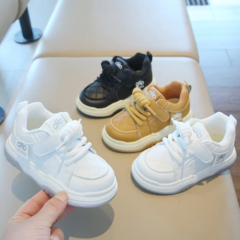 New Children's White Shoes Summer New Student Sports Shoes Non-slip Casual Shoes for Girls and Boys Kids Soft-soled Sneakers.
New Children's White Shoes Summer New Student Sports Shoes Non-slip Casual Shoes for Girls and Boys Kids Soft-soled Sneakers.