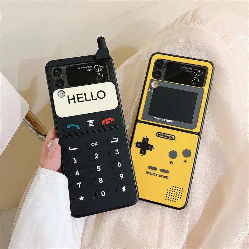 Creative Retro Gamepad Phone Case for Samsung Galaxy Z Flip 6 5 4 3 Protective Back Cover for ZFlip4 ZFlip5 ZFlip6 Case Shell
Creative Retro Gamepad Phone Case for Samsung Galaxy Z Flip 6 5 4 3 Protective Back Cover for ZFlip4 ZFlip5 ZFlip6 Case Shell