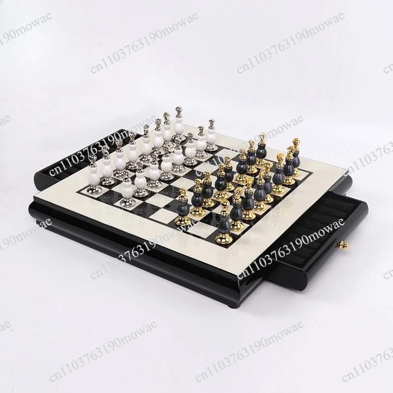 Wooden Chess Board Practice Set Creative Zinc Alloy Painted Chess Pieces
Wooden Chess Board Practice Set Creative Zinc Alloy Painted Chess Pieces