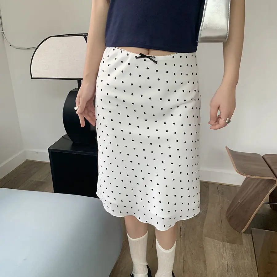 Летняя женская юбка, длинная юбка с высокой талией и бантом в горошек, длина до колена, японская одежда Y2k 2000-х годов, сказочная корейская модная уличная одежда
Летняя женская юбка, длинная юбка с высокой талией и бантом в горошек, длина до колена, японская одежда Y2k 2000-х годов, сказочная корейская модная уличная одежда