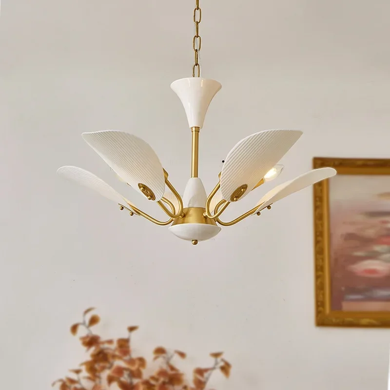 GHEUVNJ Japanese style medieval cream restaurant bedroom chandelier American style minimalist creative living room light
GHEUVNJ Japanese style medieval cream restaurant bedroom chandelier American style minimalist creative living room light
