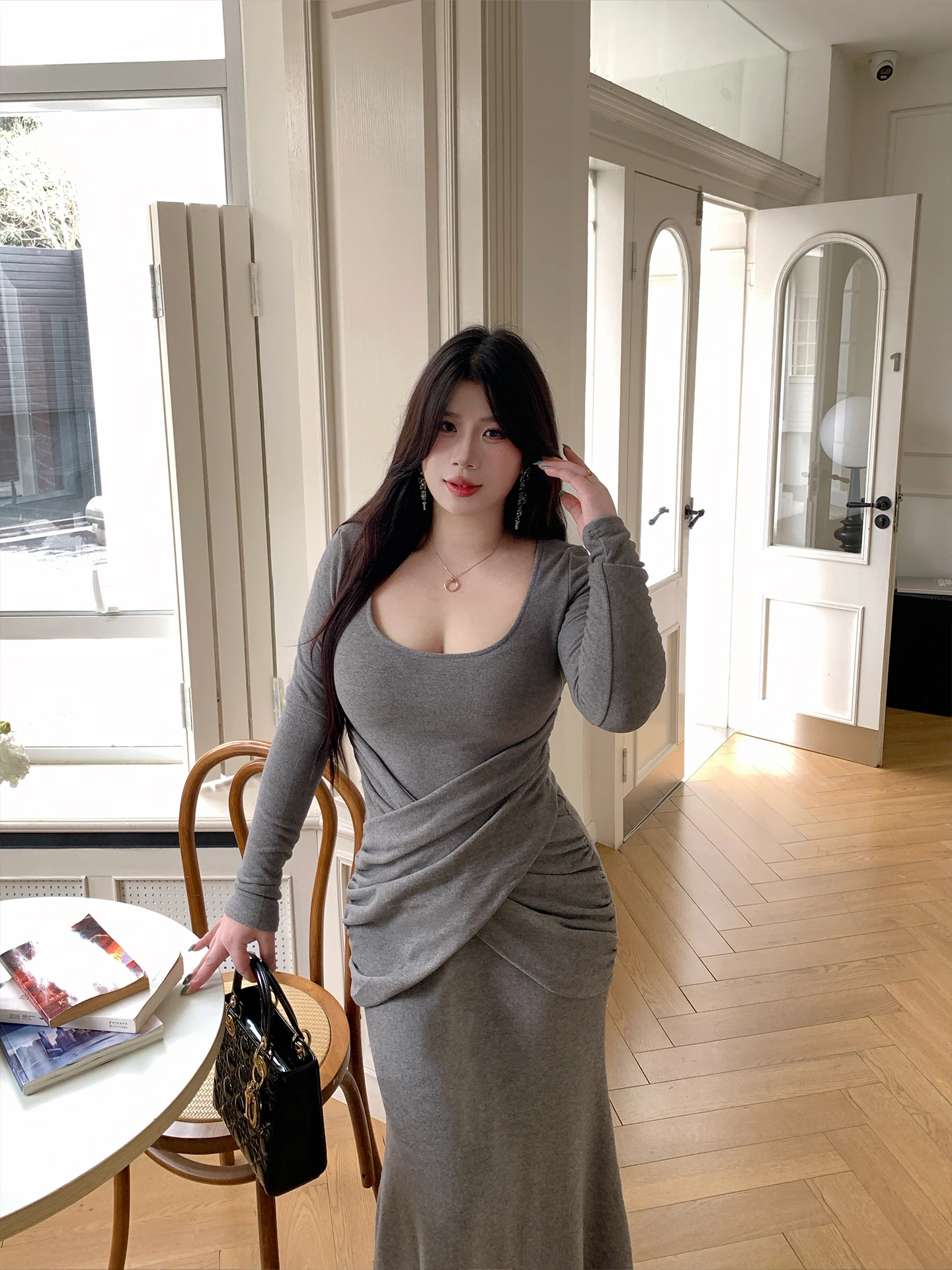 Slimming Sexy Large Size Women's Dr Square Collar Knot Folded Design Body a Butt Covering Skirt Breathable Long Sve
Slimming Sexy Large Size Women's Dr Square Collar Knot Folded Design Body a Butt Covering Skirt Breathable Long Sve