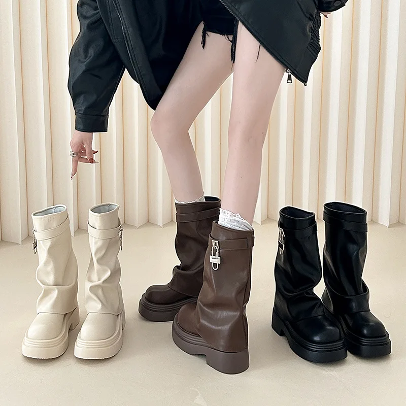 Модные короткие сапоги для женщин, осень 2023, новый стиль, верхняя одежда, модные модные ретро-модные ботинки на толстой подошве
Модные короткие сапоги для женщин, осень 2023, новый стиль, верхняя одежда, модные модные ретро-модные ботинки на толстой подошве