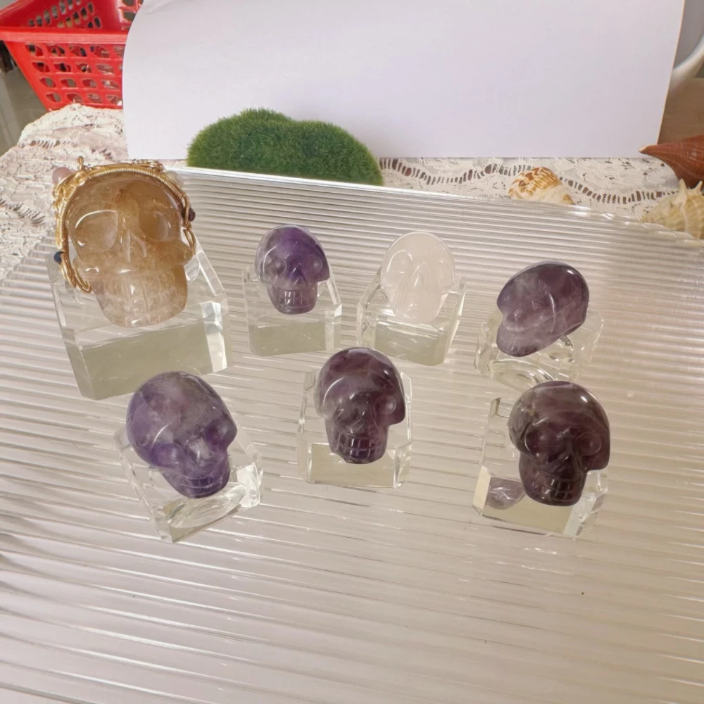 Natural Crystal Skull Ghost Head Pendant Accessorize with Halloween crafts home decor trinkets
Natural Crystal Skull Ghost Head Pendant Accessorize with Halloween crafts home decor trinkets