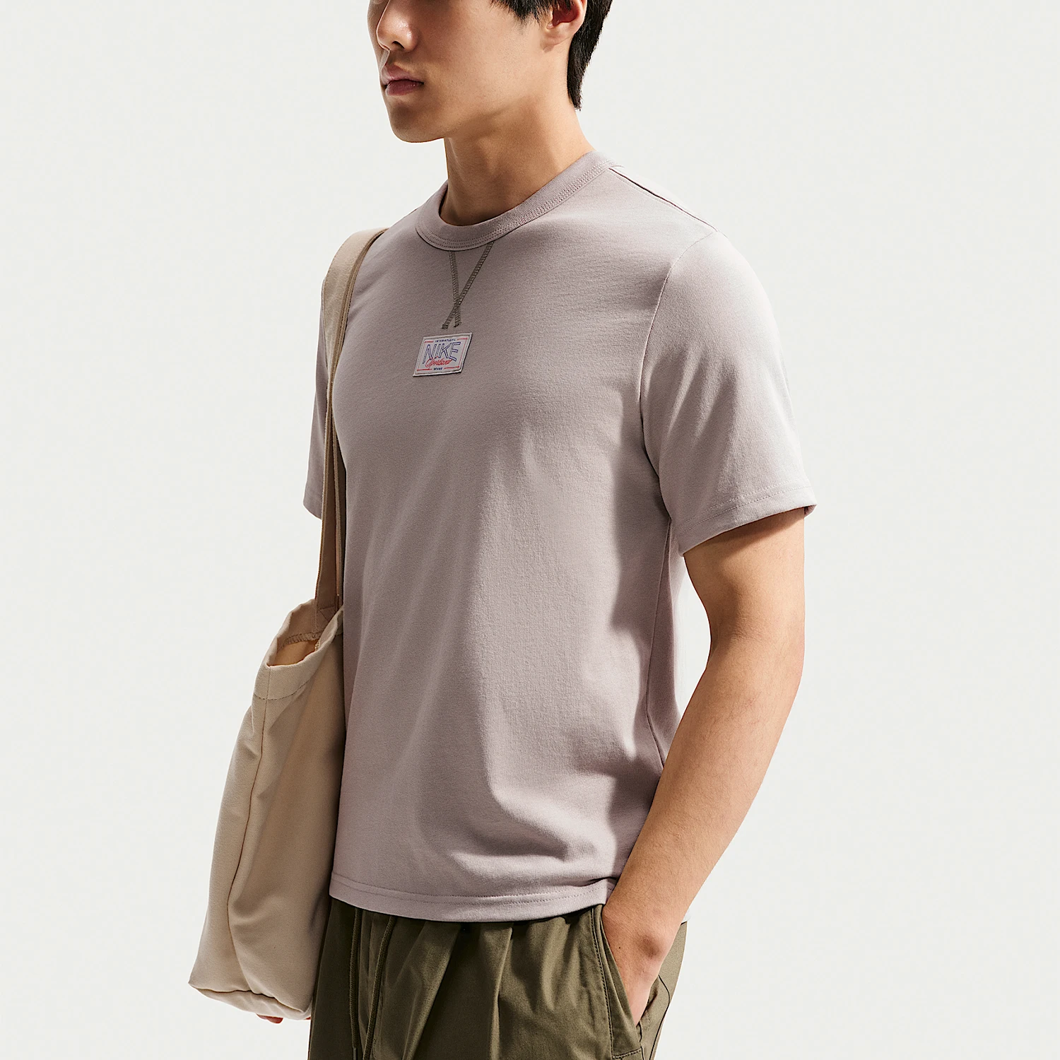 Nike Authentic Summer Men's Breathable Loose Lightweight Sports T-Shirt IH1350-009
Nike Authentic Summer Men's Breathable Loose Lightweight Sports T-Shirt IH1350-009
