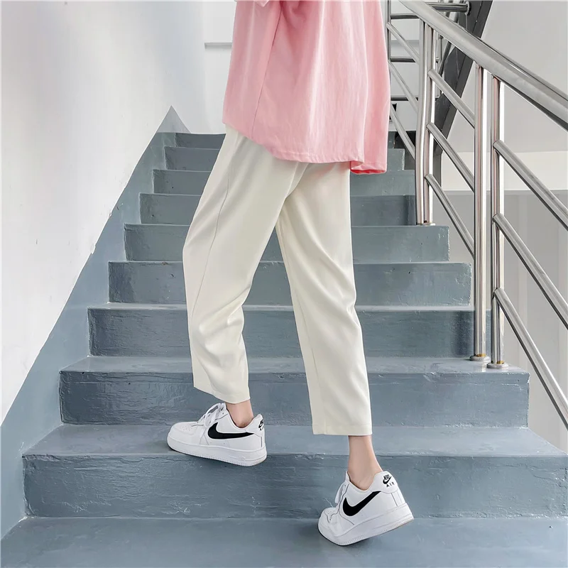Ice Silk Men's Slim Fit Casual Pants Nine Points Summer Thin Straight Leg Westwear Trousers High Waist Pure Color Trendy
Ice Silk Men's Slim Fit Casual Pants Nine Points Summer Thin Straight Leg Westwear Trousers High Waist Pure Color Trendy
