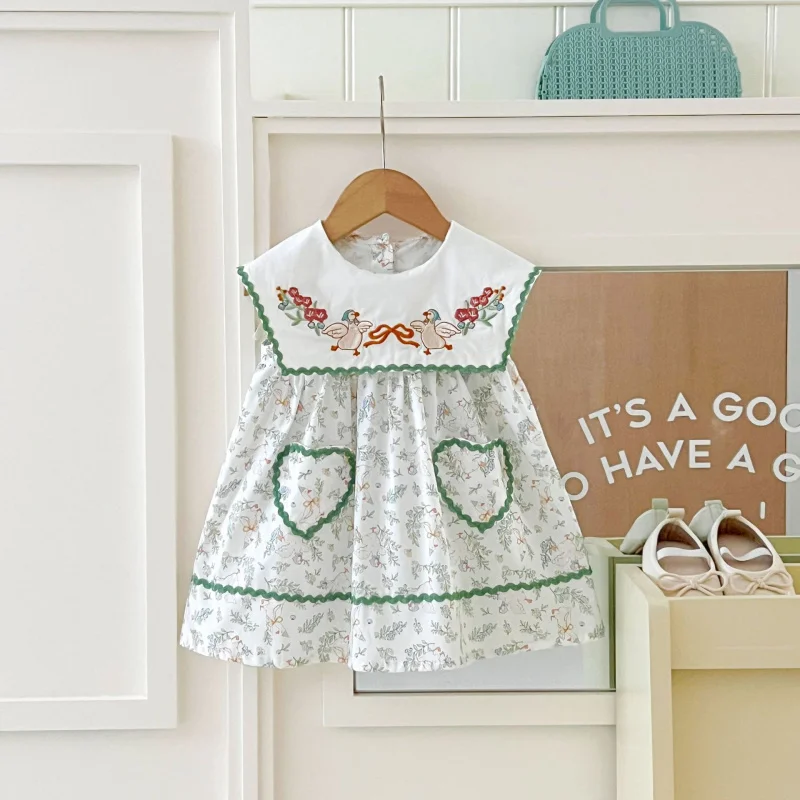 insGirls' pure cotton printed sleeveless dress with collar, versatile cartoon embroidered cute summer dress for toddlers and you
insGirls' pure cotton printed sleeveless dress with collar, versatile cartoon embroidered cute summer dress for toddlers and you