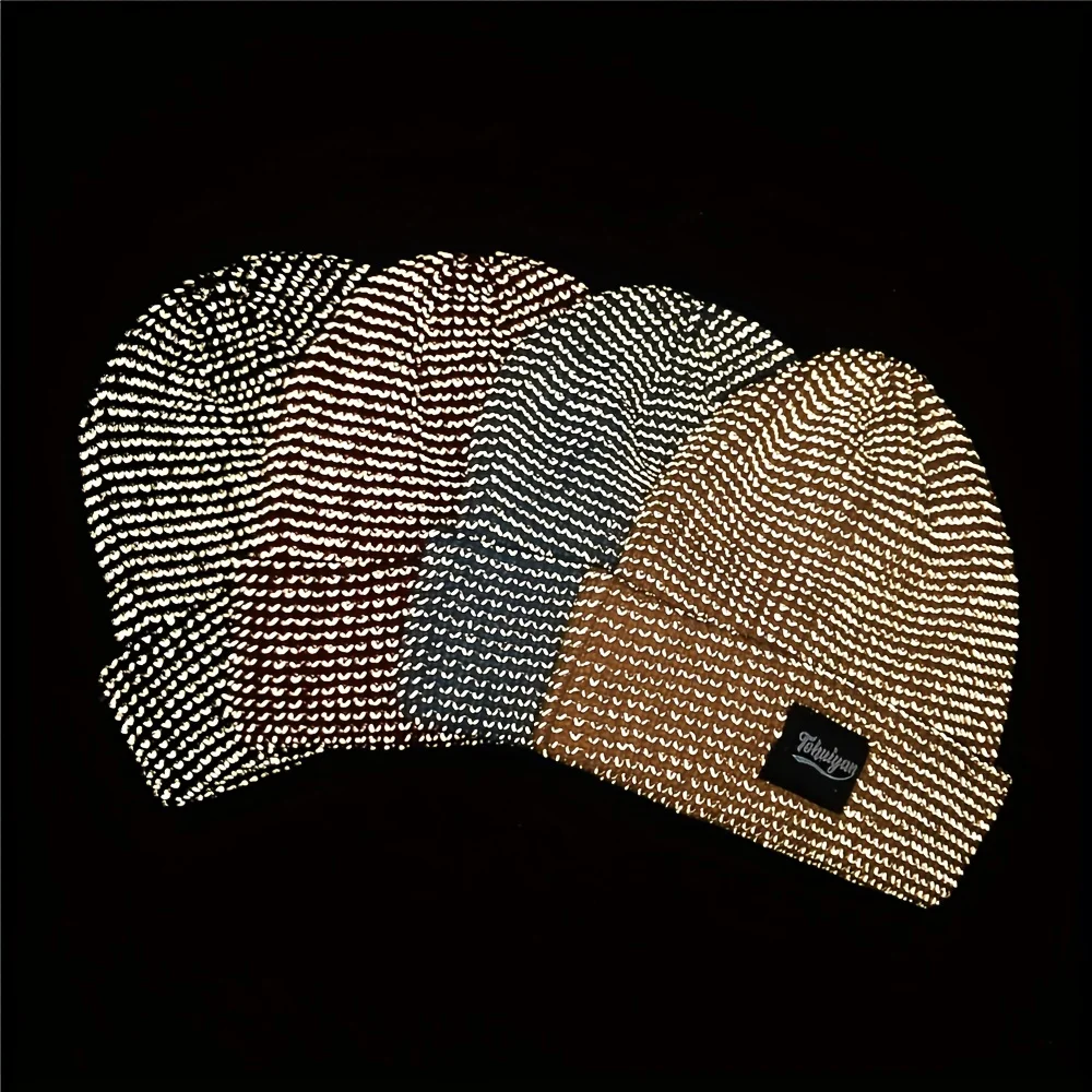 Reflective Beanie Hat Men Women Autumn Winter Warm Knitted Hat Skullies Hood Chapeu Feminino Gorras Ski Cap Glow in The Dark
Reflective Beanie Hat Men Women Autumn Winter Warm Knitted Hat Skullies Hood Chapeu Feminino Gorras Ski Cap Glow in The Dark