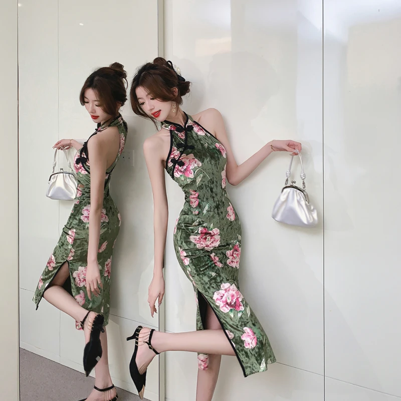 Women Velvet Vintage Evening Dress Chinese Style Retro Elegant Cheongsams Slim Split Qipao Lady Sexy Bodycon Dresses Vestidos
Women Velvet Vintage Evening Dress Chinese Style Retro Elegant Cheongsams Slim Split Qipao Lady Sexy Bodycon Dresses Vestidos