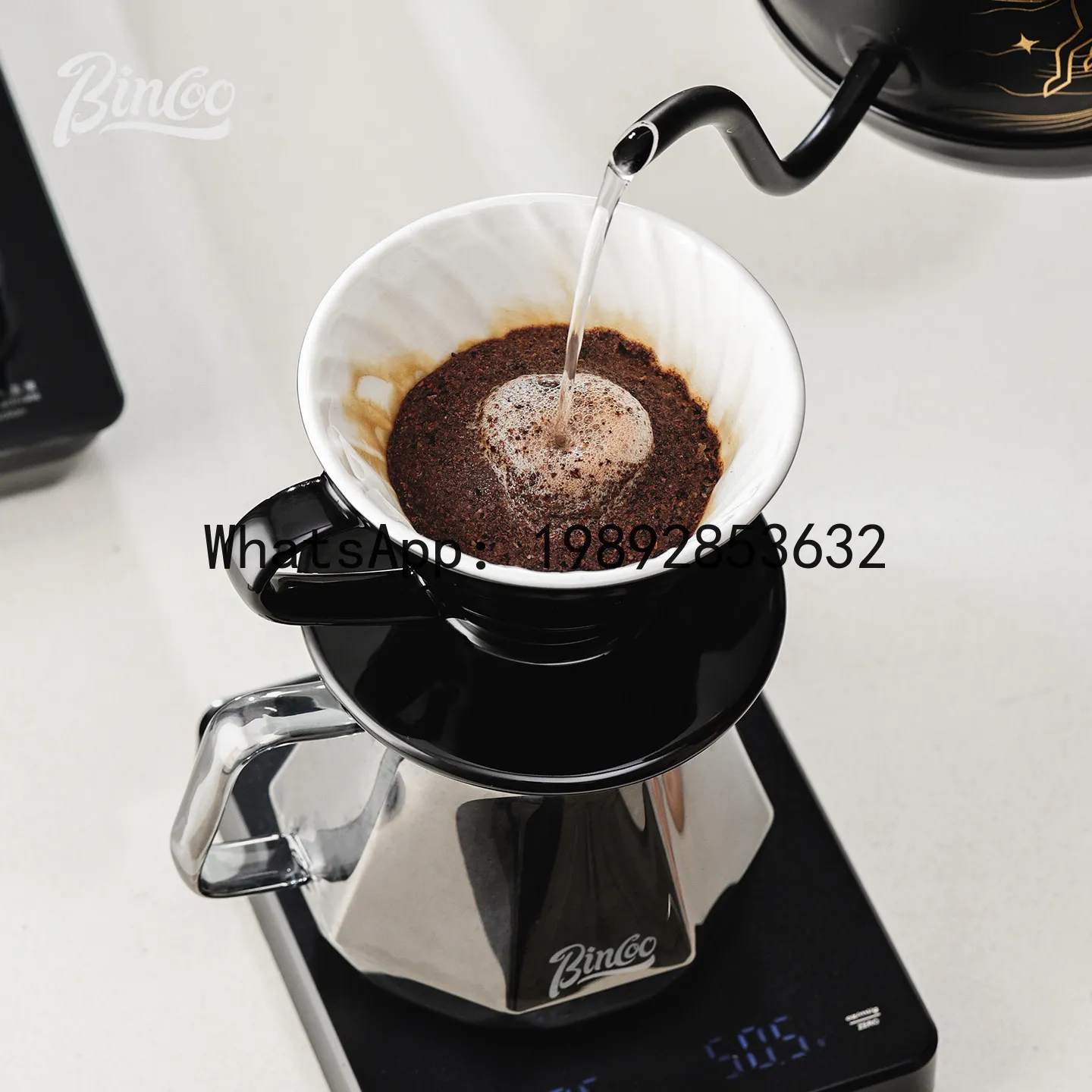 PYJ coffee intelligent temperature control hand flushing household kettle
PYJ coffee intelligent temperature control hand flushing household kettle