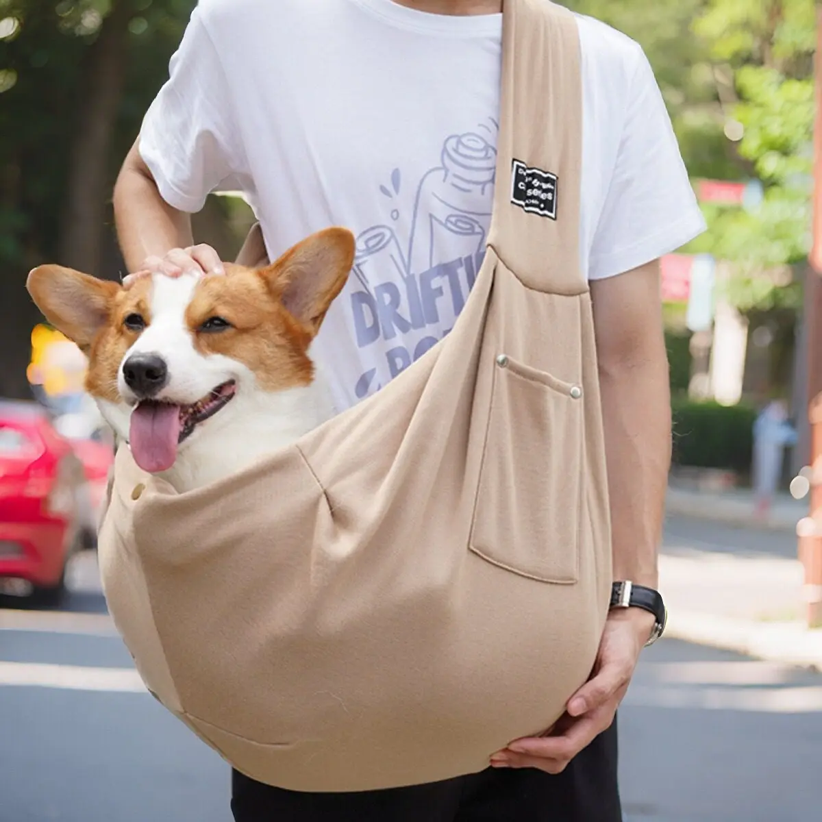 Comfortable Pet Carrier Shoulder Bag, Portable Travel Bag for Cats and Small Dogs, Breathable Pet Carrying Bag
Comfortable Pet Carrier Shoulder Bag, Portable Travel Bag for Cats and Small Dogs, Breathable Pet Carrying Bag