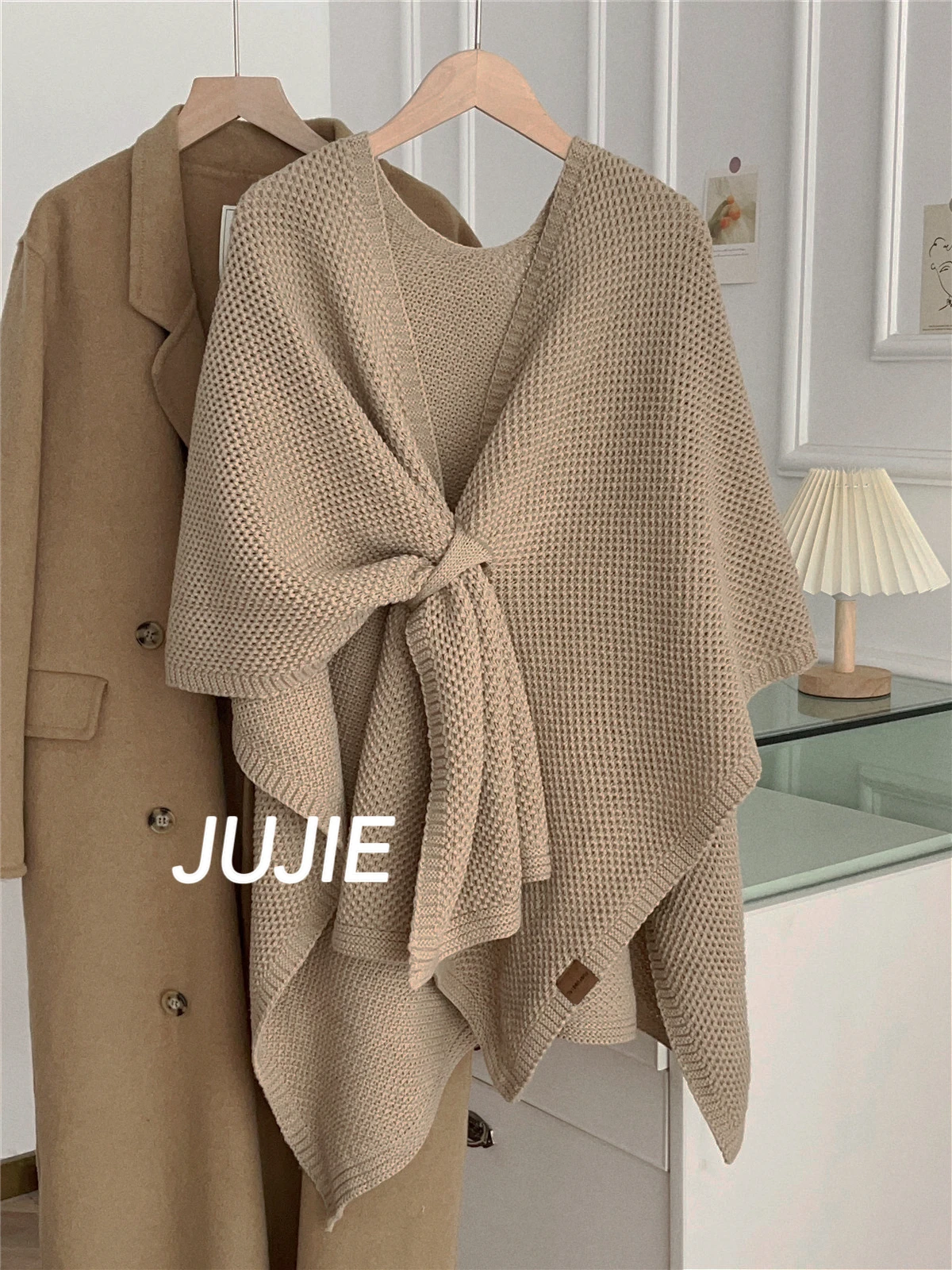 Enlarged Autumn Winter Lazy Style Shawl Lazy People Can Wear Holes Without Knotting Temperament Knitted Scarf Shawl Warm Cloak
Enlarged Autumn Winter Lazy Style Shawl Lazy People Can Wear Holes Without Knotting Temperament Knitted Scarf Shawl Warm Cloak