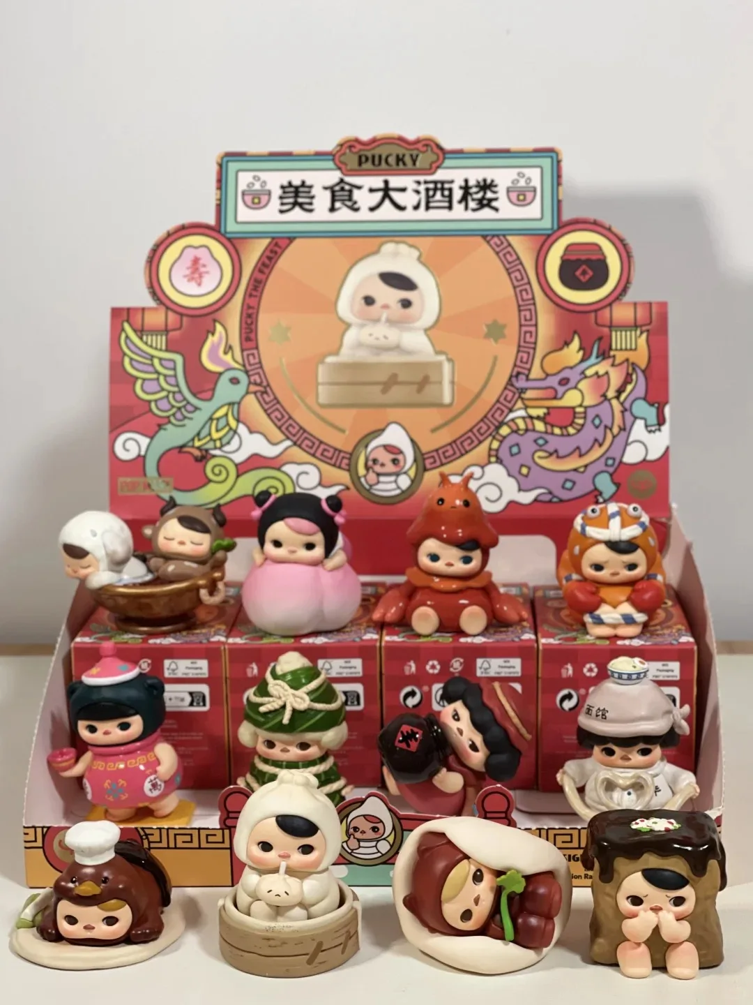 POP MART PUCKY the Feast Series Виниловая слепая коробка для лица Симпатичная игрушка Коллекция фигурок Подарок - цельная деталь / 12 шт.
POP MART PUCKY the Feast Series Виниловая слепая коробка для лица Симпатичная игрушка Коллекция фигурок Подарок - цельная деталь / 12 шт.