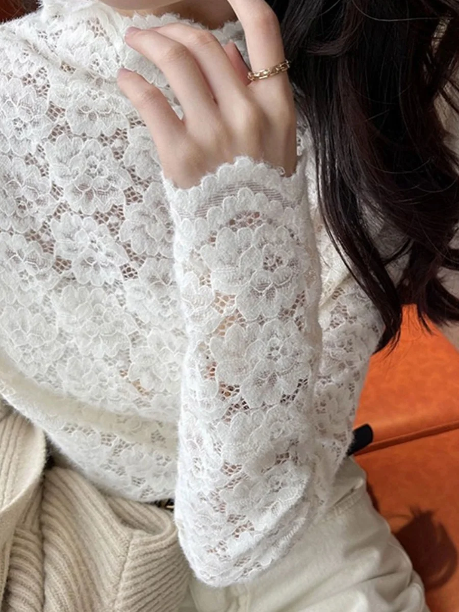 Elegant High Collar Lace Base Shirt Women's Inner Wear Fashionable Mesh Top Korean Style Long Sleeve Slim Fit Business Casual
Elegant High Collar Lace Base Shirt Women's Inner Wear Fashionable Mesh Top Korean Style Long Sleeve Slim Fit Business Casual