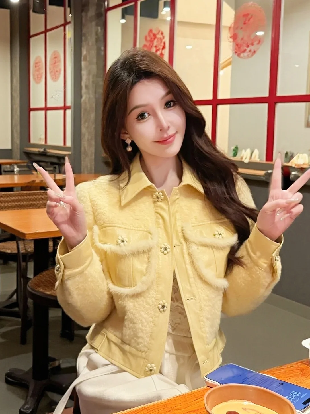 XiaoXiao Yu Lemon Honey Layered Wool And Fur Collar ort And Medium Length Jaet Casual Loose Fit Women's Coat
XiaoXiao Yu Lemon Honey Layered Wool And Fur Collar ort And Medium Length Jaet Casual Loose Fit Women's Coat