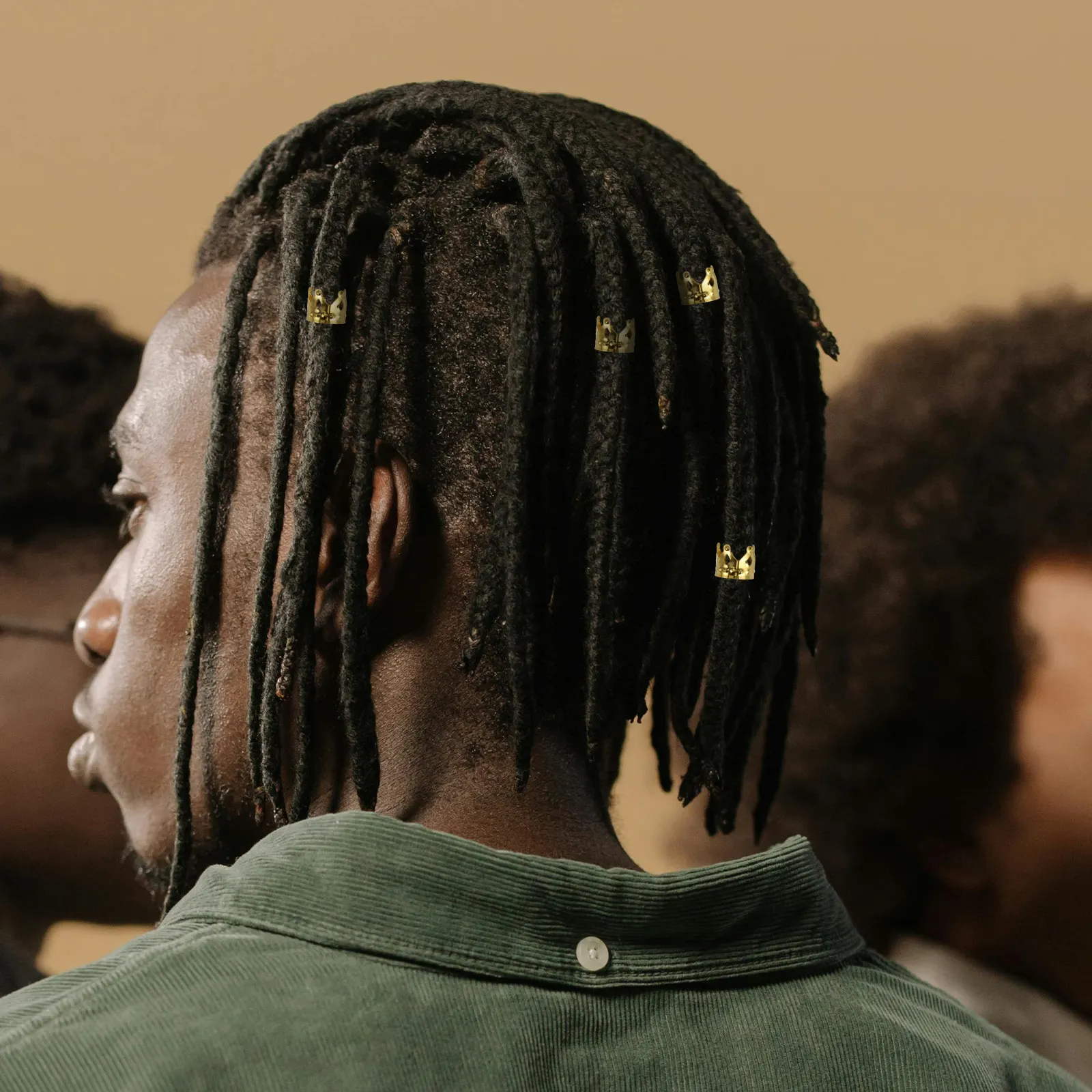 100 шт. золотых металлических украшений для волос: манжеты для дредов и кос, стильный рельефный дизайн, идеально подходят для пассаж-твистов и фестивалей
100 шт. золотых металлических украшений для волос: манжеты для дредов и кос, стильный рельефный дизайн, идеально подходят для пассаж-твистов и фестивалей