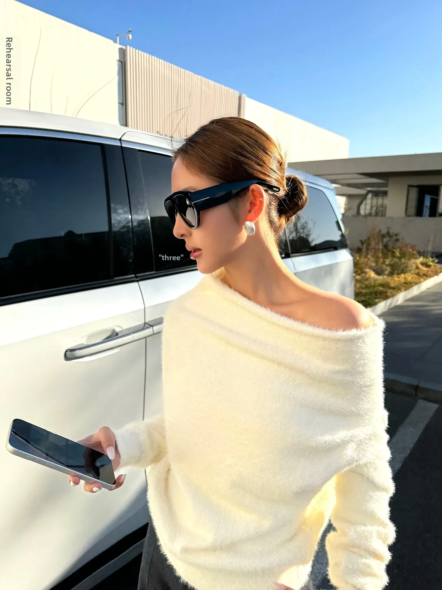 Вязаный топ с открытыми плечами NEVA HU из искусственного меха с длинными рукавами для женщин: модный, простой, однотонный
Вязаный топ с открытыми плечами NEVA HU из искусственного меха с длинными рукавами для женщин: модный, простой, однотонный