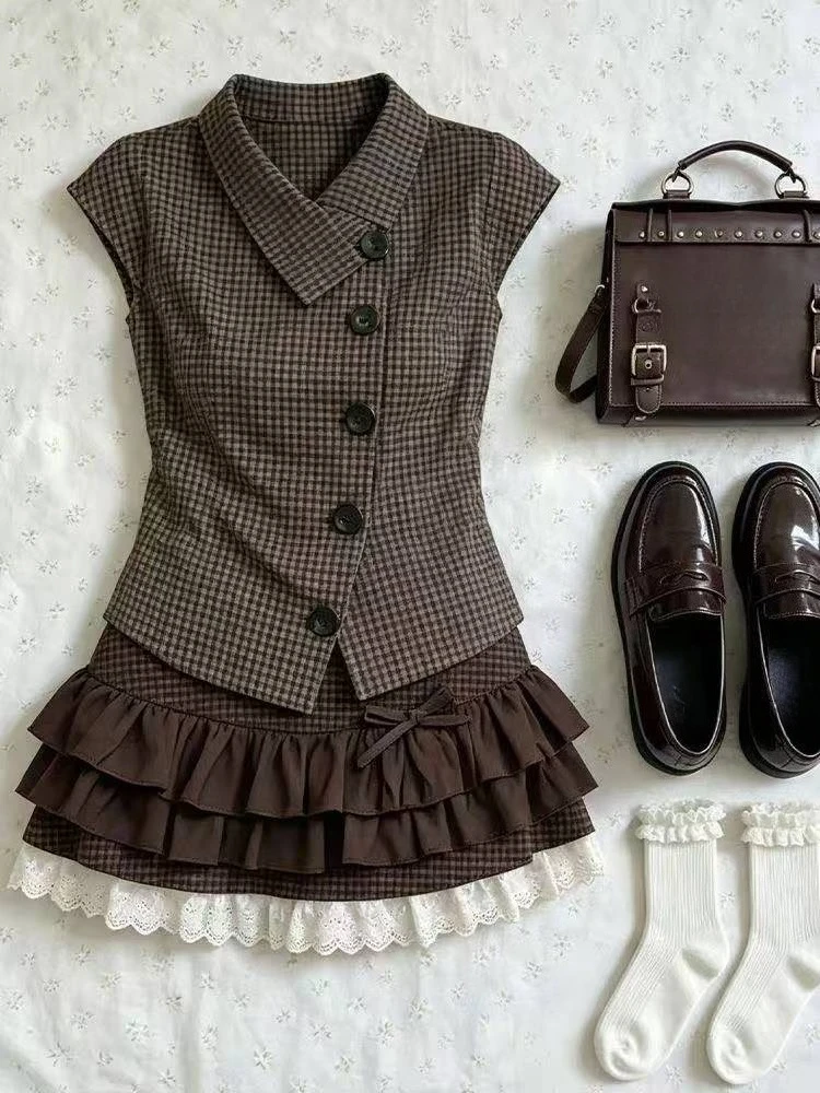Vintage Harajuku Lolita Blouse Women Y2K Fairy Grunge Ruffle Short Sleeve Tops Sweet Aesthetic Daily Streetwear Clothing
Vintage Harajuku Lolita Blouse Women Y2K Fairy Grunge Ruffle Short Sleeve Tops Sweet Aesthetic Daily Streetwear Clothing