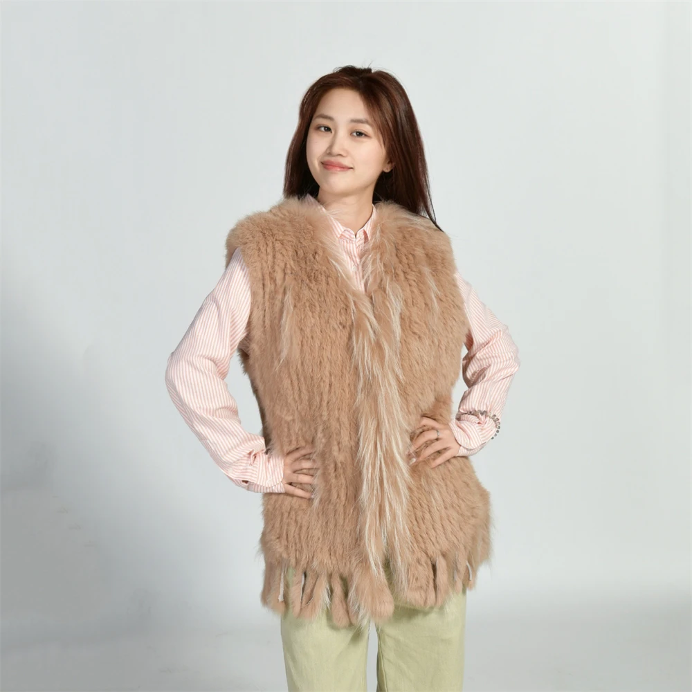 Jxwatcher Womens Real Rabbit Fur Vest Fall Winter Fashion Warm Sleeveless Fur Coat Natural Racoon Fur Trim Fur Gilet New Arrival
Jxwatcher Womens Real Rabbit Fur Vest Fall Winter Fashion Warm Sleeveless Fur Coat Natural Racoon Fur Trim Fur Gilet New Arrival
