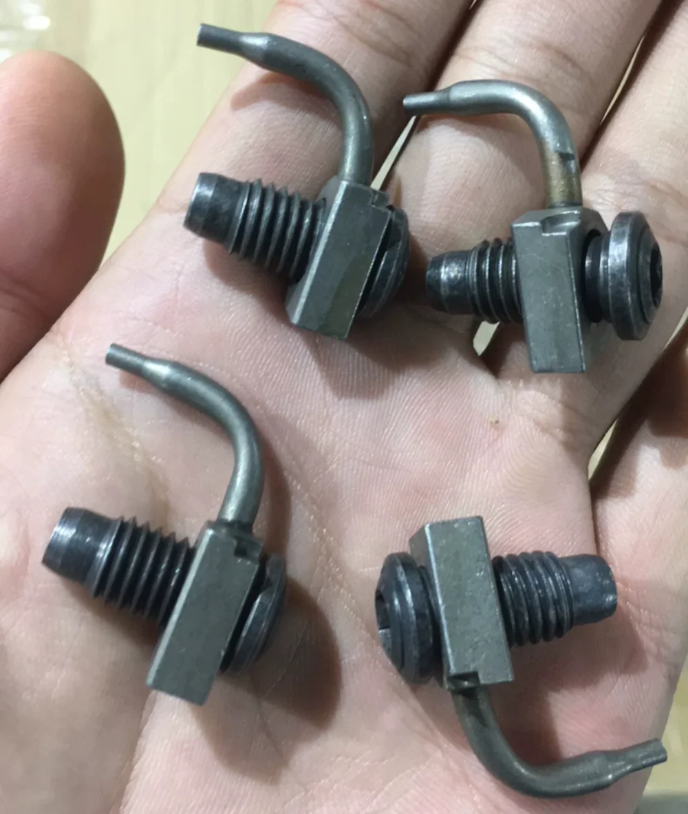 4PCS Genuine New EA888 Engine Fuel Injection Nozzle For VW Jetta Golf 06J103154
4PCS Genuine New EA888 Engine Fuel Injection Nozzle For VW Jetta Golf 06J103154