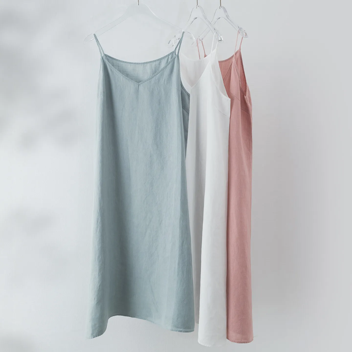 Dave&di Long Camisole Dress Hanma Simple And Versatile Artistic Sleeveless Base Vest Underskirt Woman Clothes Dress
Dave&di Long Camisole Dress Hanma Simple And Versatile Artistic Sleeveless Base Vest Underskirt Woman Clothes Dress