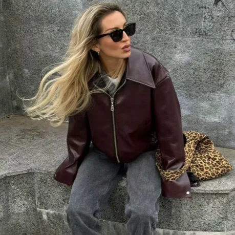 KIDCRKJ Street Women Spring Leather Coat Turn Down Collar Zipper Solid Female Outwear Minimalist Casual Lady Motorcycle Coat
KIDCRKJ Street Women Spring Leather Coat Turn Down Collar Zipper Solid Female Outwear Minimalist Casual Lady Motorcycle Coat