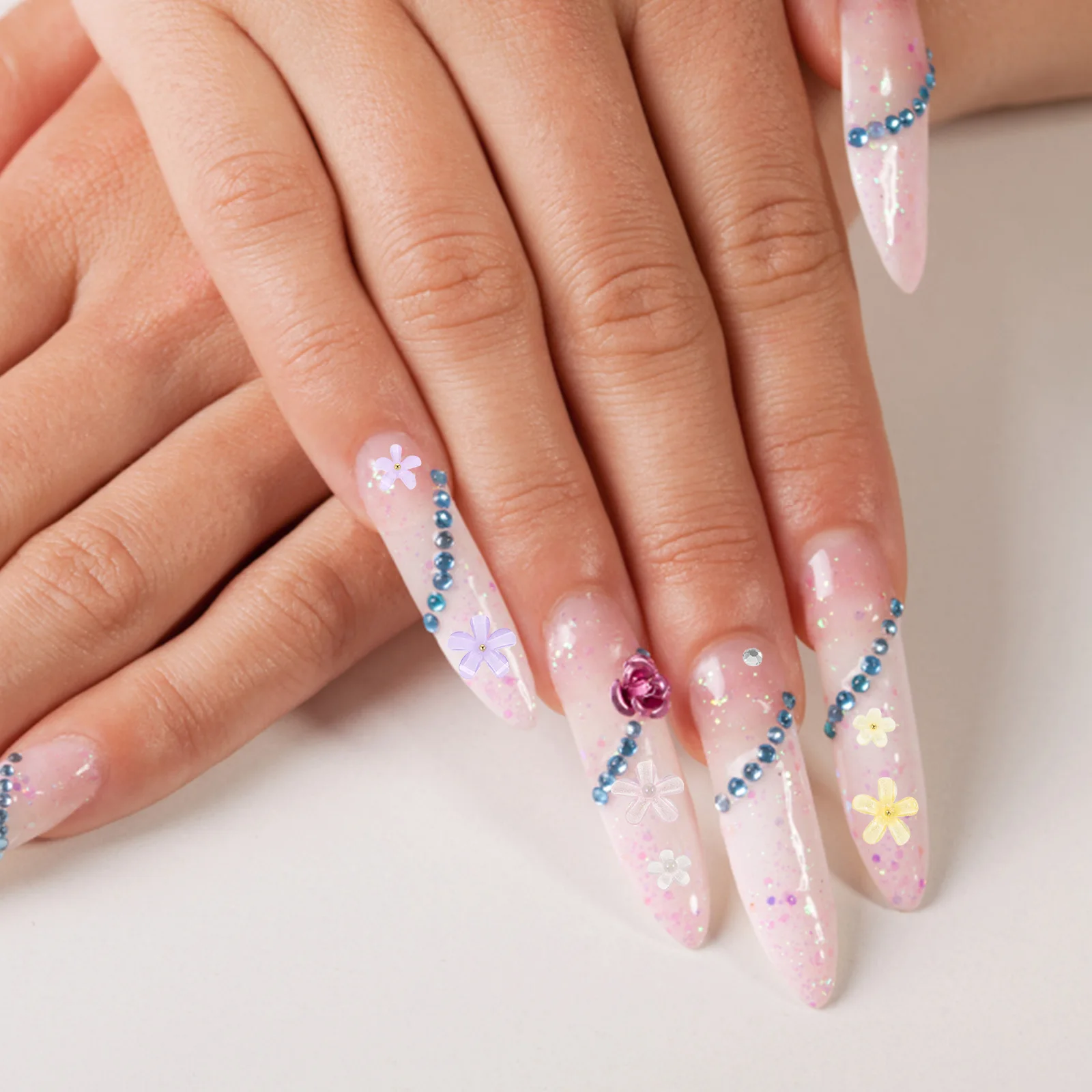 1 коробка, 3D цветочные подвески, украшения для водяной дрели для искусства, принадлежности для маникюра «сделай сам», пластиковые драгоценные камни для ногтей, аксессуары для ногтей
1 коробка, 3D цветочные подвески, украшения для водяной дрели для искусства, принадлежности для маникюра «сделай сам», пластиковые драгоценные камни для ногтей, аксессуары для ногтей