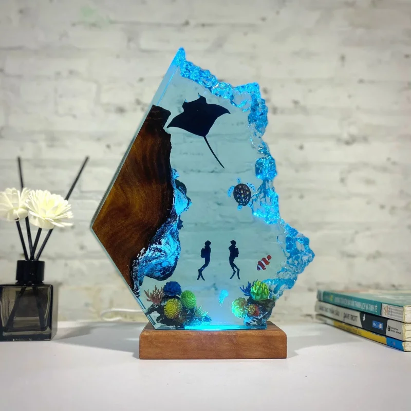 Couple Divers Manta Ray Resin Night Light Epoxy Resin Ocean Lamp Deep Blue Sea Home Decoration Gift
Couple Divers Manta Ray Resin Night Light Epoxy Resin Ocean Lamp Deep Blue Sea Home Decoration Gift