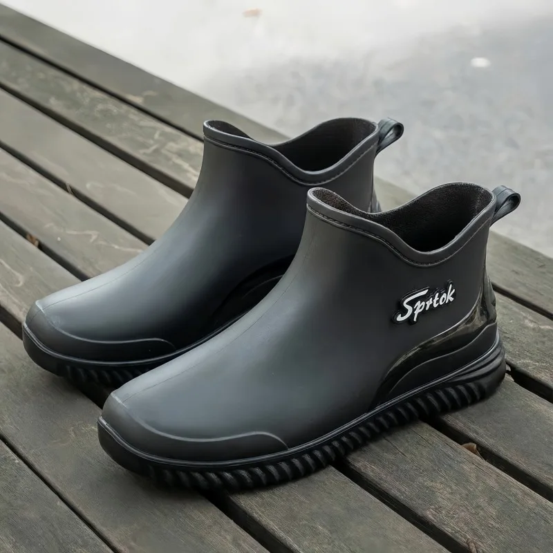 Rain Boots For Men Integrated forming Simple Waterproof Rain Shoes Toughness Anti-slip Fishing On Work Camping Waterproof
Rain Boots For Men Integrated forming Simple Waterproof Rain Shoes Toughness Anti-slip Fishing On Work Camping Waterproof