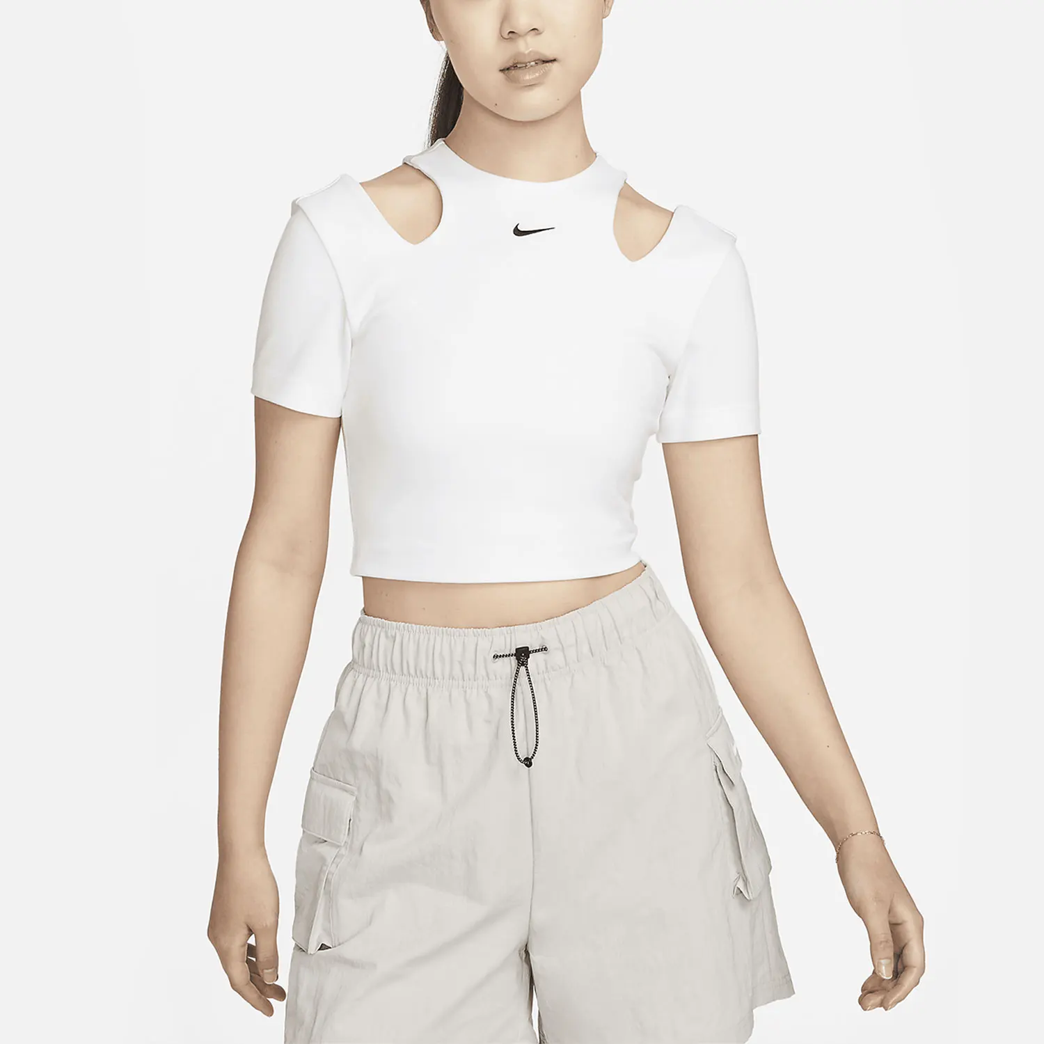 Nike Authentic Summer New Women's Hollow Breathable Casual Sports T-Shirt DV7963-100
Nike Authentic Summer New Women's Hollow Breathable Casual Sports T-Shirt DV7963-100