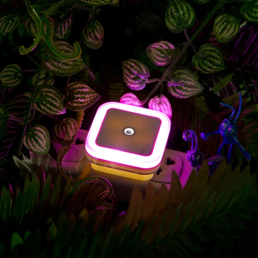 Smart Auto on Off Sensor LED Night Light Red Square Ring Indoor Wall Plug Nightlight Flicker Free
Smart Auto on Off Sensor LED Night Light Red Square Ring Indoor Wall Plug Nightlight Flicker Free