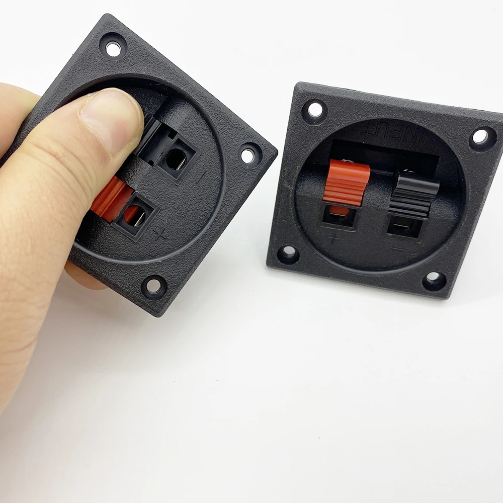 2Pin Squarer WP2-7 Audio Cable Clip Stereo Speaker Adapter with 2 Positions Speaker Junction Box Terminal Wiring Clip Connector
2Pin Squarer WP2-7 Audio Cable Clip Stereo Speaker Adapter with 2 Positions Speaker Junction Box Terminal Wiring Clip Connector
