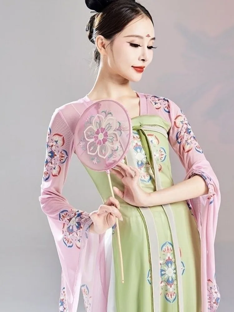 Classical Dance Practice Suit Women's Loose Modern National Dance Outfit Wide Leg Pants Elegant Performance Costume Fashionable
Classical Dance Practice Suit Women's Loose Modern National Dance Outfit Wide Leg Pants Elegant Performance Costume Fashionable