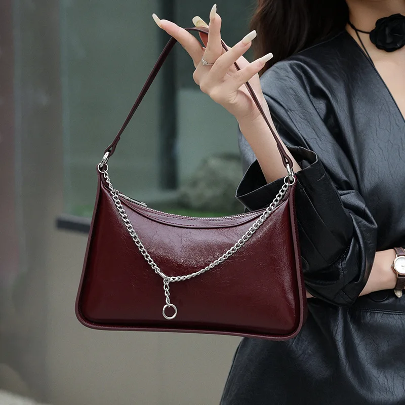 Genuine Leather Women's Bag 2025 New Retro Luxury Design Brand Chain Bag Ladies Commuter Shoulder Bag Soft Leather Handbag
Genuine Leather Women's Bag 2025 New Retro Luxury Design Brand Chain Bag Ladies Commuter Shoulder Bag Soft Leather Handbag