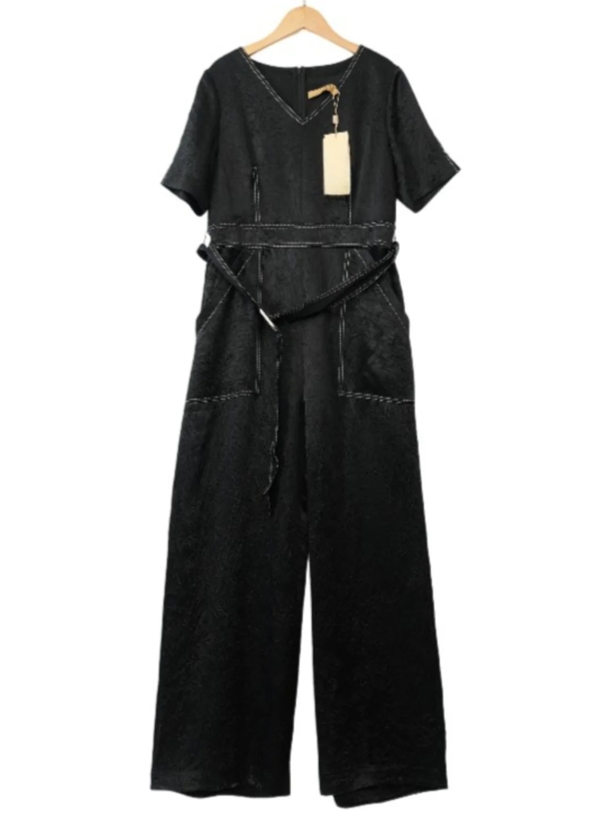 Ele Bla-Piece Брючный костюм для женщин, повседневная модная универсальная женская одежда для отдыха Laijia избранного бренда высокого класса
Ele Bla-Piece Брючный костюм для женщин, повседневная модная универсальная женская одежда для отдыха Laijia избранного бренда высокого класса