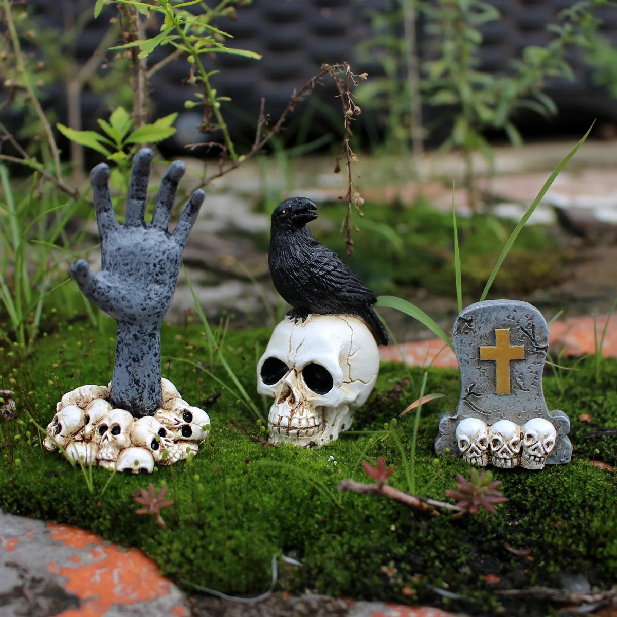3pcs/set Creepy Crow & Skeleton Hand - Resin Halloween Decor for Graveyard Scene
3pcs/set Creepy Crow & Skeleton Hand - Resin Halloween Decor for Graveyard Scene