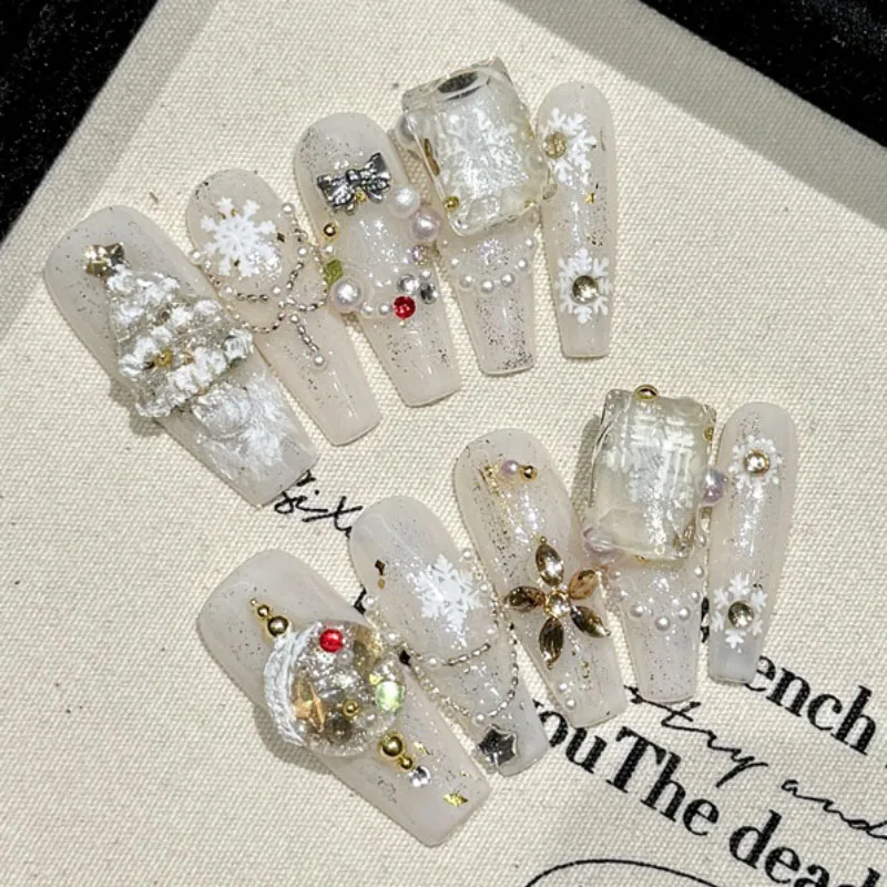 Белое Рождество | Сияющий длинный пресс для гроба на ногтях, снежные деревья, звезды, украшенные накладными ногтями, 10 шт., многоразовые советы по дизайну ногтей ручной работы 
Белое Рождество | Сияющий длинный пресс для гроба на ногтях, снежные деревья, звезды, украшенные накладными ногтями, 10 шт., многоразовые советы по дизайну ногтей ручной работы